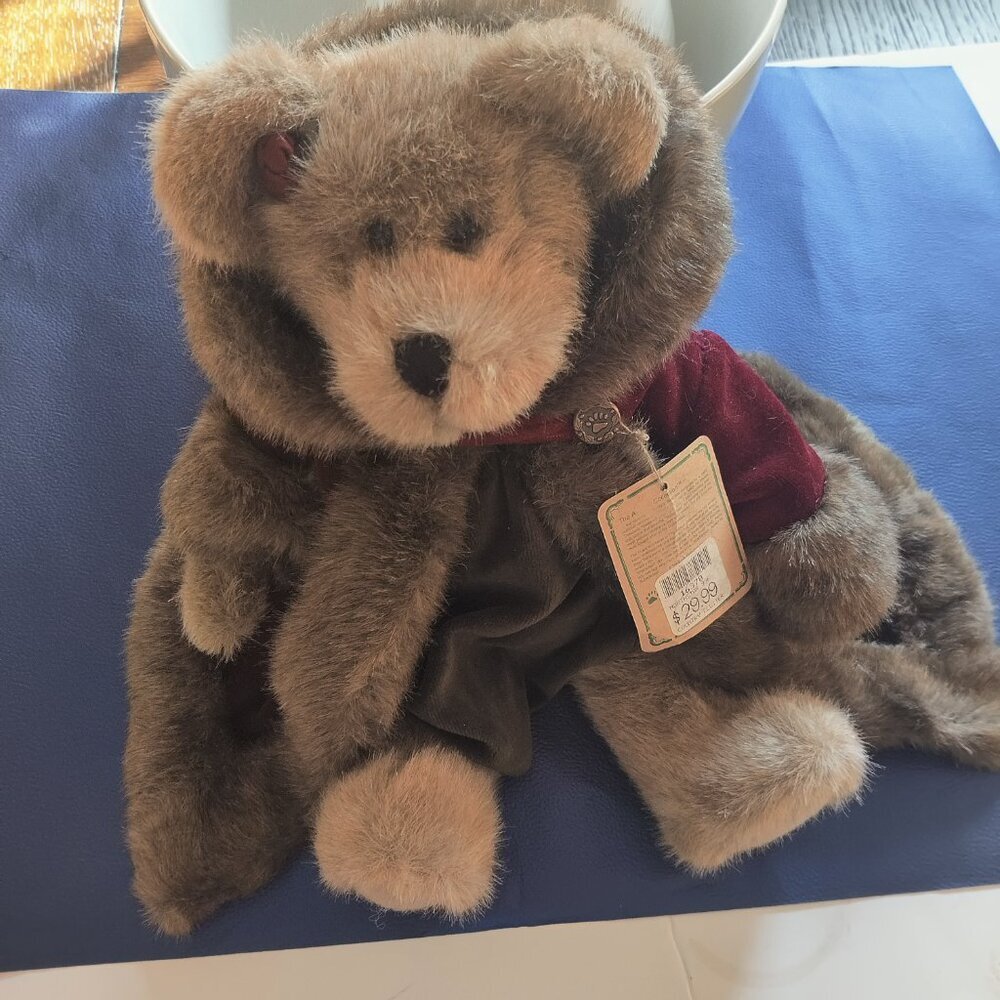 Boyd's Bear Mrs. Baybeary, style #917312 Estate Collection Retired